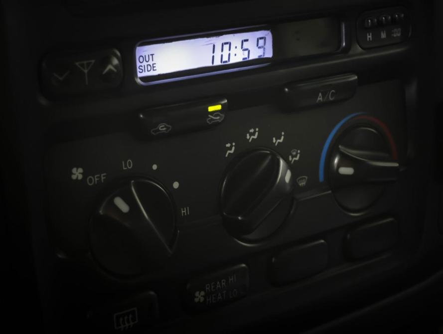 Toyota Land Cruiser 100 Series Москва  - изображение 18