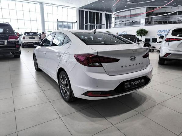 Hyundai Elantra VI (AD) Рестайлинг с пробегом 2019 года, цена 1 850 000 рублей, 60885 км, седан, Автокод Объявления