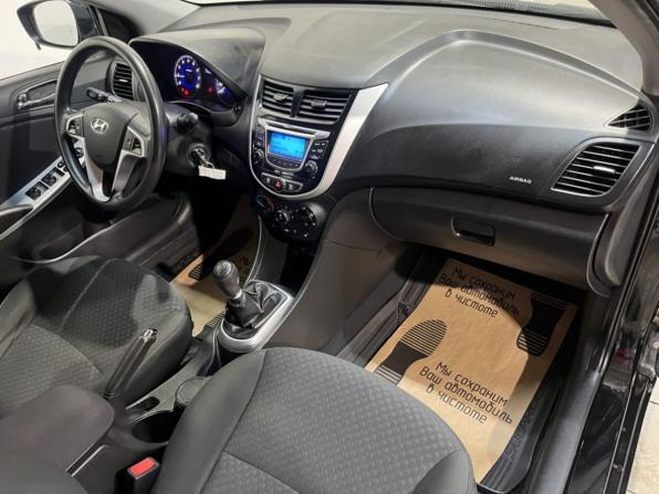 Hyundai Solaris I с пробегом 2012 года, цена 695 000 рублей, 176765 км, хэтчбек, Автокод Объявления
