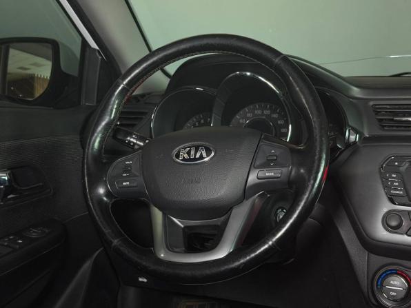 Kia Rio III с пробегом 2013 года, цена 879 000 рублей, 160852 км, седан, Автокод Объявления