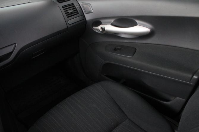 Toyota Auris I с пробегом 2007 года, цена 459 990 рублей, 127532 км, хэтчбек, Автокод Объявления