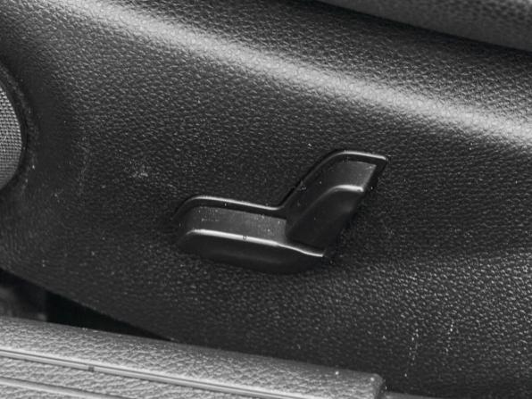 Mercedes-Benz C-Класс III (W204) Рестайлинг с пробегом 2013 года, цена 1 380 000 рублей, 205704 км, седан, Автокод Объявления