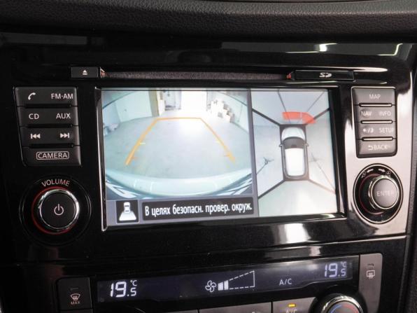 Nissan Qashqai II с пробегом 2016 года, цена 1 696 000 рублей, 118284 км, внедорожник, Автокод Объявления