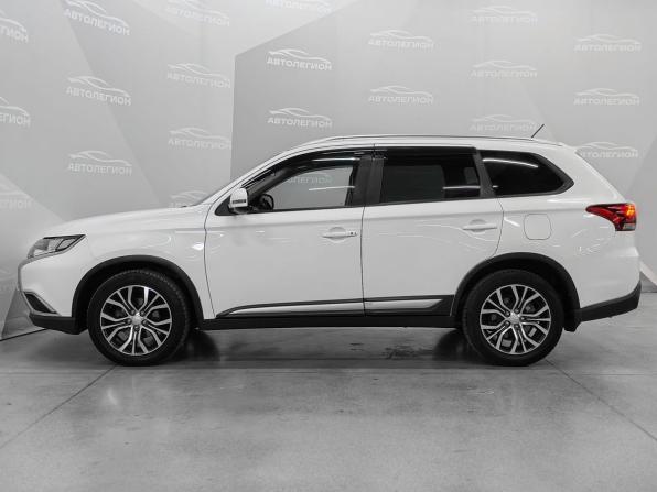 Mitsubishi Outlander III Рестайлинг 2 с пробегом 2016 года, цена 2 480 000 рублей, 71100 км, внедорожник, Автокод Объявления