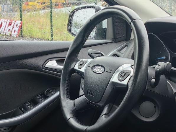 Ford Focus III с пробегом 2014 года, цена 869 000 рублей, 132000 км, седан, Автокод Объявления