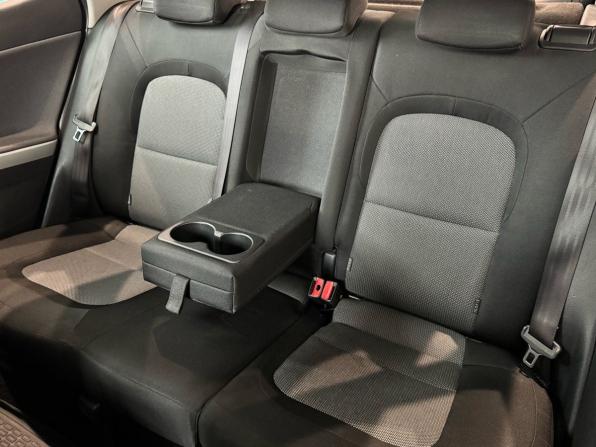 Kia Ceed II Рестайлинг с пробегом 2015 года, цена 1 060 000 рублей, 171000 км, хэтчбек, Автокод Объявления