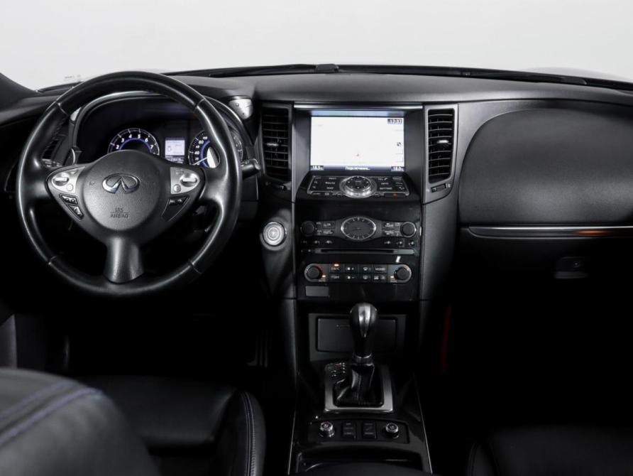 Infiniti QX70 Москва  - изображение 13
