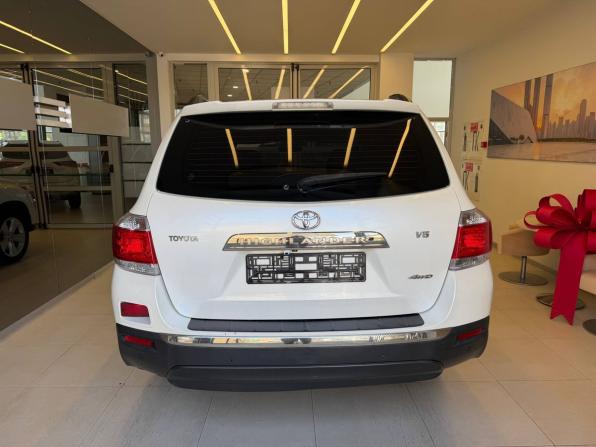 Toyota Highlander II (XU40) Рестайлинг с пробегом 2011 года, цена 1 750 000 рублей, 290190 км, внедорожник, Автокод Объявления