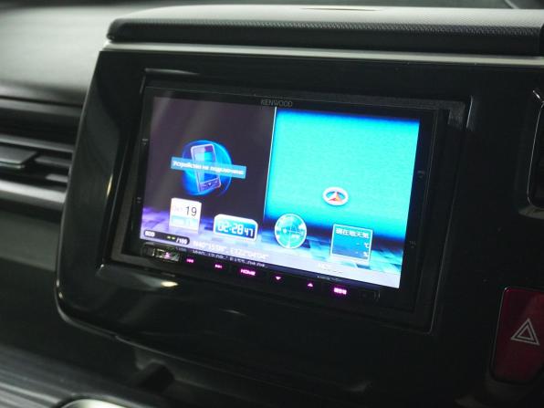 Honda Stepwgn V с пробегом 2015 года, цена 1 717 000 рублей, 164633 км, минивэн, Автокод Объявления