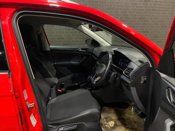 Volkswagen T-Cross I с пробегом 2021 года, цена 1 800 000 рублей, 62220 км, внедорожник, Автокод Объявления