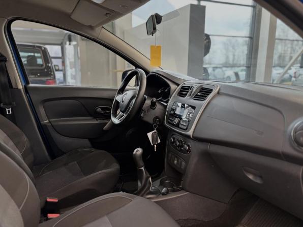 Renault Sandero II Рестайлинг с пробегом 2020 года, цена 1 099 000 рублей, 115130 км, хэтчбек, Автокод Объявления