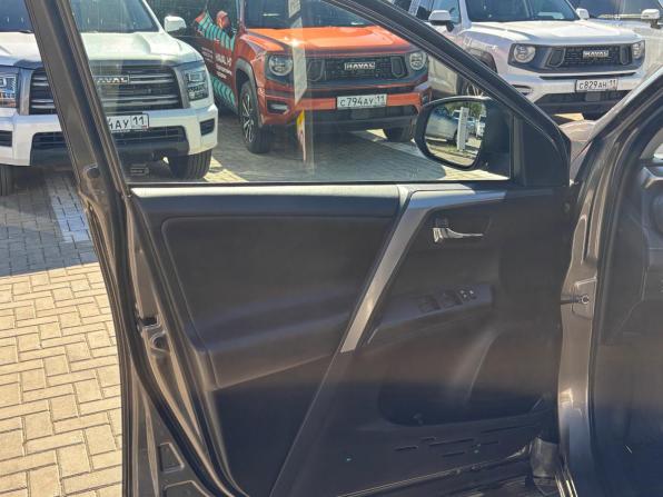 Toyota RAV4 IV (XA40) Рестайлинг с пробегом 2019 года, цена 2 900 000 рублей, 93932 км, внедорожник, Автокод Объявления