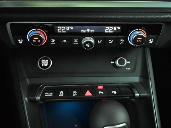 Audi Q3 II (F3) с пробегом 2026 года, цена 4 099 000 рублей, 42 км, внедорожник, Автокод Объявления