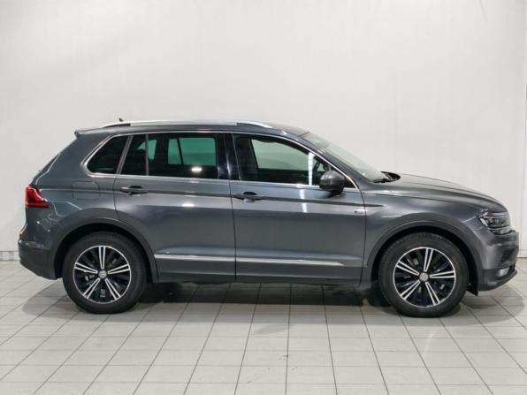 Volkswagen Tiguan II с пробегом 2019 года, цена 2 509 000 рублей, 190367 км, внедорожник, Автокод Объявления