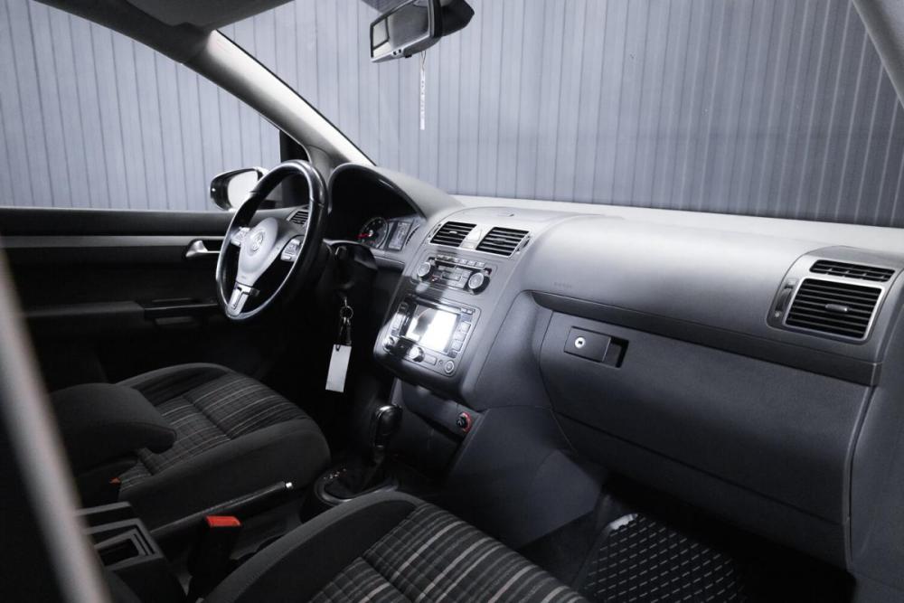 Volkswagen Touran I Рестайлинг 2 Тюмень  - изображение 18