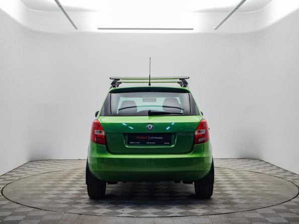 Skoda Fabia II Рестайлинг с пробегом 2010 года, цена 558 000 рублей, 271000 км, хэтчбек, Автокод Объявления