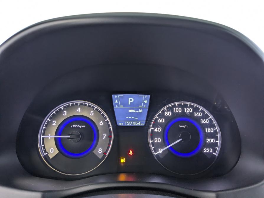 Hyundai Solaris I Москва  - изображение 15