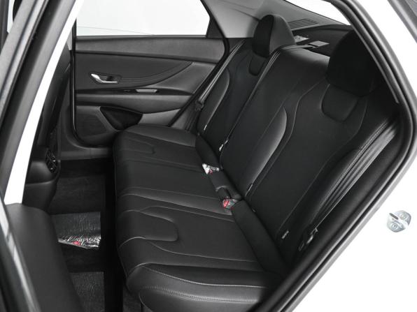 Hyundai Elantra VII (CN7) Рестайлинг с пробегом 2023 года, цена 2 829 000 рублей, 528 км, седан, Автокод Объявления