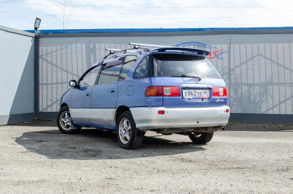 Toyota Ipsum I (M10) Курган  - изображение 2