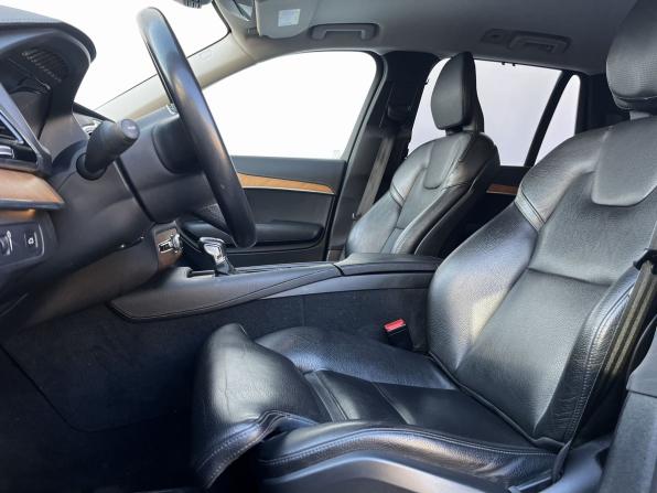 Volvo XC90 II с пробегом 2018 года, цена 3 830 000 рублей, 129544 км, внедорожник, Автокод Объявления