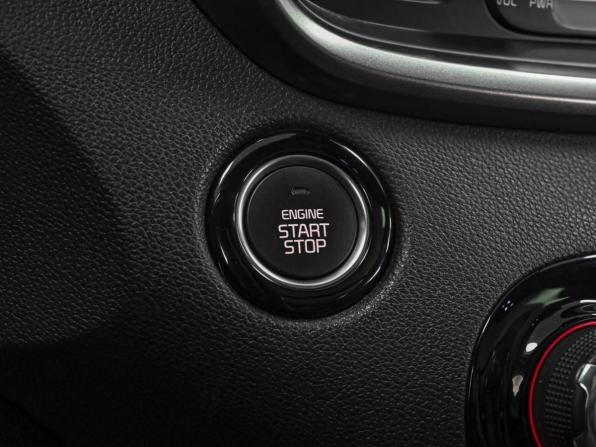 Kia Sorento III Prime Рестайлинг с пробегом 2018 года, цена 3 090 111 рублей, 78052 км, внедорожник, Автокод Объявления