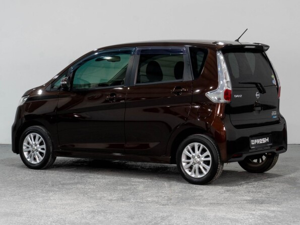 Nissan Dayz I Рестайлинг с пробегом 2015 года, цена 829 000 рублей, 169639 км, хэтчбек, Автокод Объявления