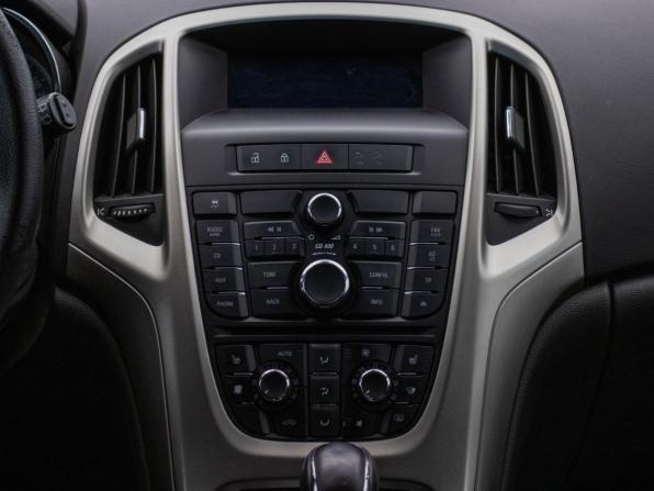 Opel Astra J с пробегом 2011 года, цена 606 000 рублей, 149724 км, хэтчбек, Автокод Объявления