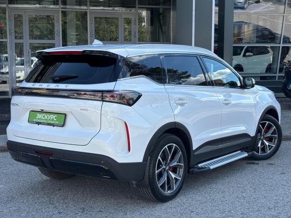 Chery Tiggo 7L I с пробегом 2024 года, цена 2 399 000 рублей, 8000 км, внедорожник, Автокод Объявления
