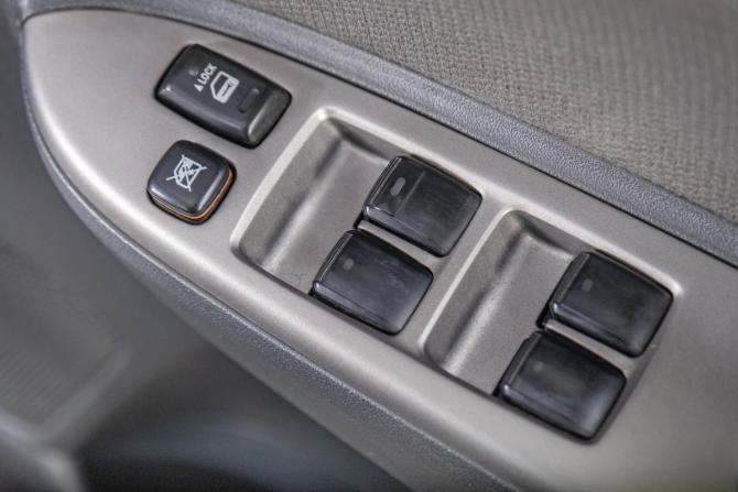 Toyota Wish I Рестайлинг с пробегом 2008 года, цена 1 129 000 рублей, 239000 км, компактвэн, Автокод Объявления