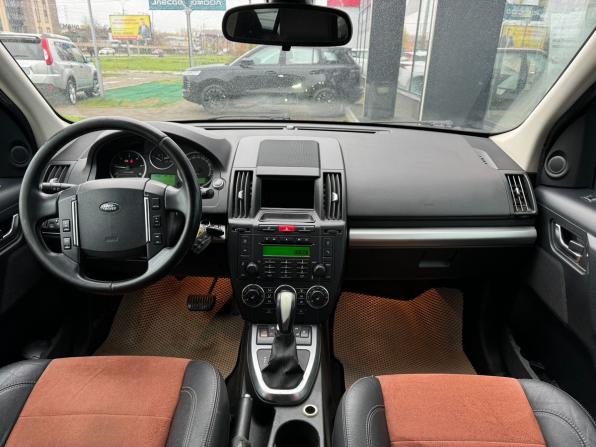 Land Rover Freelander II Рестайлинг с пробегом 2011 года, цена 1 060 000 рублей, 299290 км, внедорожник, Автокод Объявления