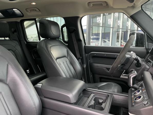 Land Rover Defender II с пробегом 2021 года, цена 5 797 000 рублей, 153382 км, внедорожник, Автокод Объявления