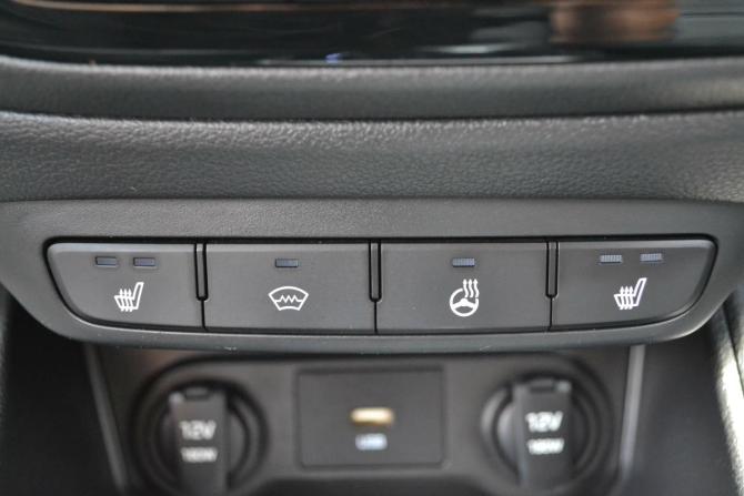 Hyundai Solaris II Рестайлинг с пробегом 2020 года, цена 1 405 000 рублей, 101832 км, седан, Автокод Объявления