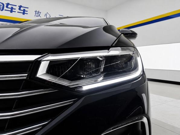 Volkswagen Lavida III Рестайлинг с пробегом 2023 года, цена 1 800 000 рублей, 33000 км, седан, Автокод Объявления