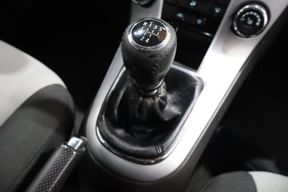 Chevrolet Cruze I Рестайлинг Санкт-Петербург  - изображение 10