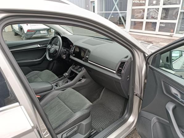 Skoda Karoq I с пробегом 2020 года, цена 2 673 000 рублей, 78000 км, внедорожник, Автокод Объявления