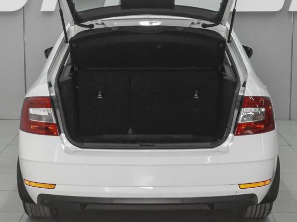 Skoda Octavia III (A7) Рестайлинг с пробегом 2019 года, цена 1 730 000 рублей, 148568 км, лифтбек, Автокод Объявления