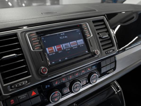 Volkswagen Multivan T6 с пробегом 2019 года, цена 3 925 000 рублей, 123970 км, минивэн, Автокод Объявления