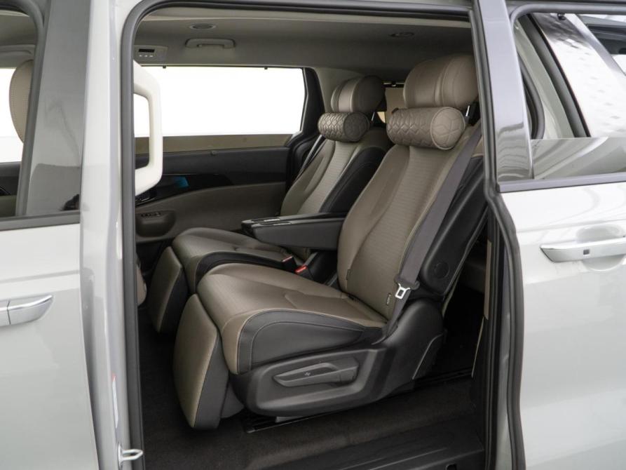 Kia Carnival IV Рестайлинг Москва  - изображение 12