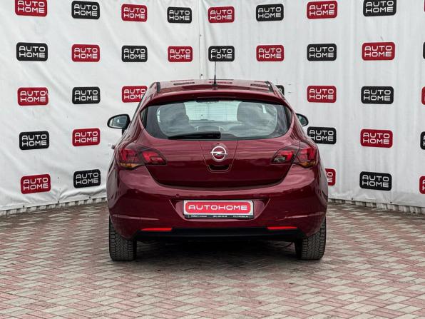 Opel Astra J с пробегом 2011 года, цена 729 990 рублей, 192147 км, хэтчбек, Автокод Объявления