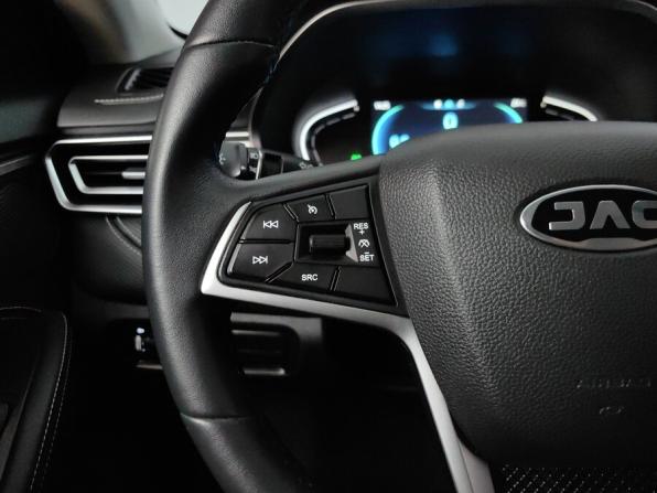 JAC J7 I с пробегом 2023 года, цена 1 199 000 рублей, 64400 км, хэтчбек, Автокод Объявления