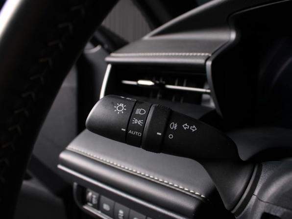Toyota Camry IX (XV80) China Market с пробегом 2025 года, цена 3 679 000 рублей, 15000 км, седан, Автокод Объявления