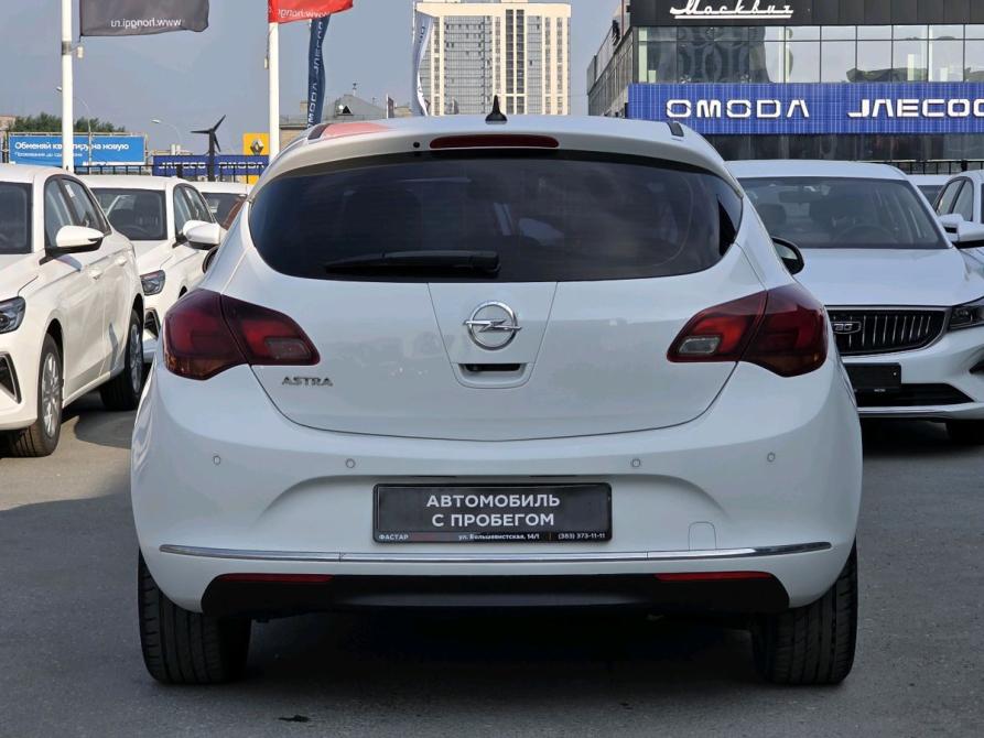 Opel Astra J Рестайлинг Новосибирск  - изображение 6