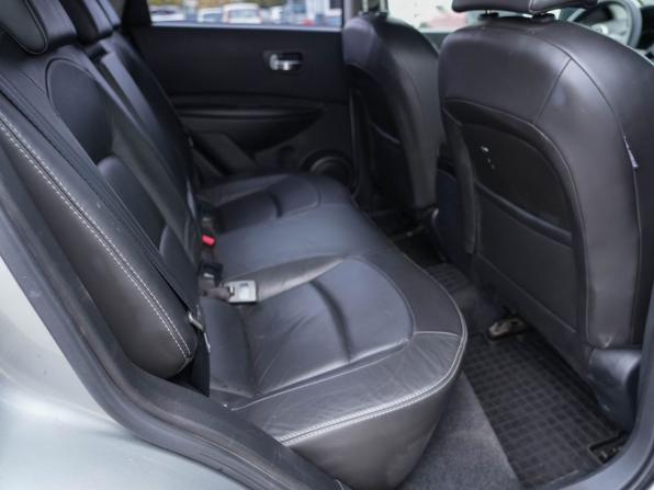 Nissan Qashqai I с пробегом 2007 года, цена 900 000 рублей, 198320 км, внедорожник, Автокод Объявления