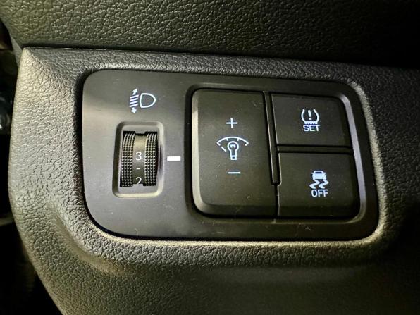 Hyundai Solaris II с пробегом 2019 года, цена 1 299 000 рублей, 137312 км, седан, Автокод Объявления