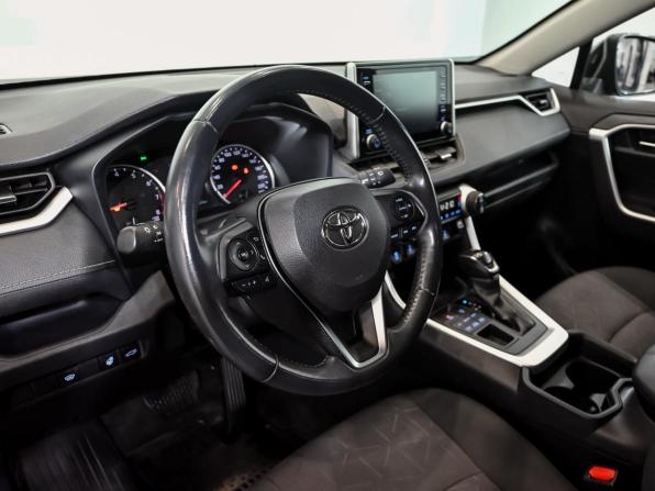 Toyota RAV4 V (XA50) с пробегом 2021 года, цена 3 650 000 рублей, 88600 км, внедорожник, Автокод Объявления