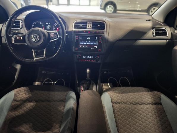 Volkswagen Polo V Рестайлинг с пробегом 2019 года, цена 1 300 000 рублей, 109000 км, седан, Автокод Объявления
