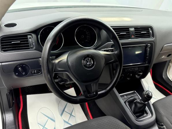 Volkswagen Jetta VI Рестайлинг с пробегом 2015 года, цена 1 160 000 рублей, 106837 км, седан, Автокод Объявления