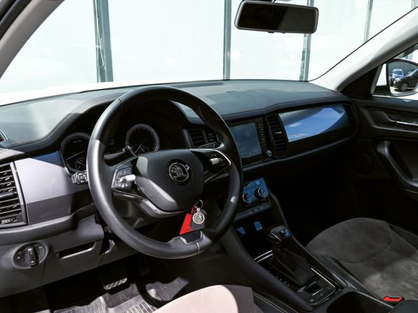 Skoda Kodiaq I Рестайлинг с пробегом 2021 года, цена 3 675 000 рублей, 38443 км, внедорожник, Автокод Объявления