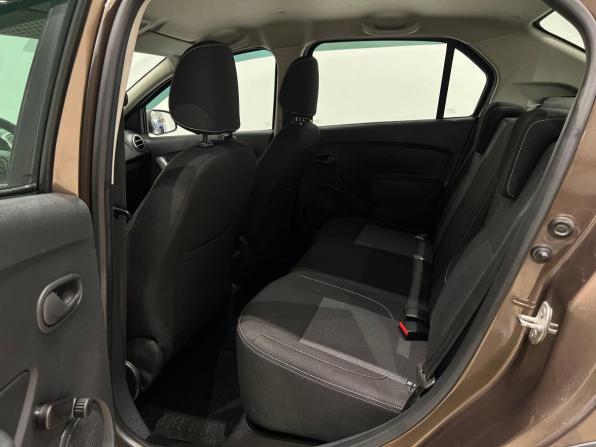Renault Logan II Рестайлинг с пробегом 2021 года, цена 1 149 000 рублей, 84249 км, седан, Автокод Объявления