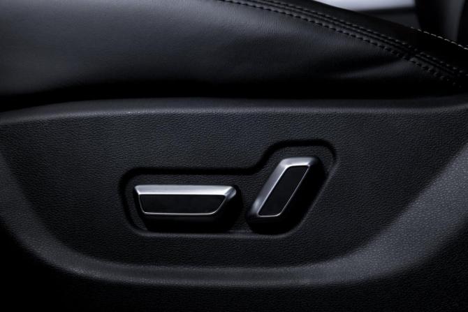 Geely Atlas I с пробегом 2020 года, цена 1 799 000 рублей, 63000 км, внедорожник, Автокод Объявления